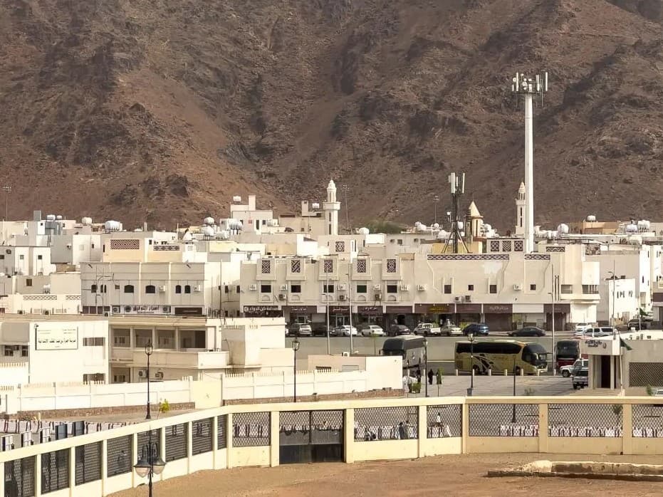 المدينة المنورة: حولة مزارات المدينىة المنورة بدون مرشد